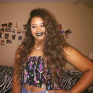 Meet your Posher, Queen