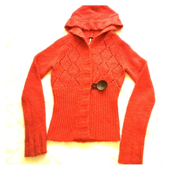 Free people sweater size small