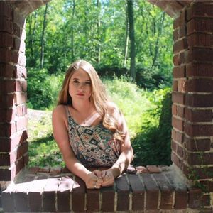 Meet your Posher, Anne