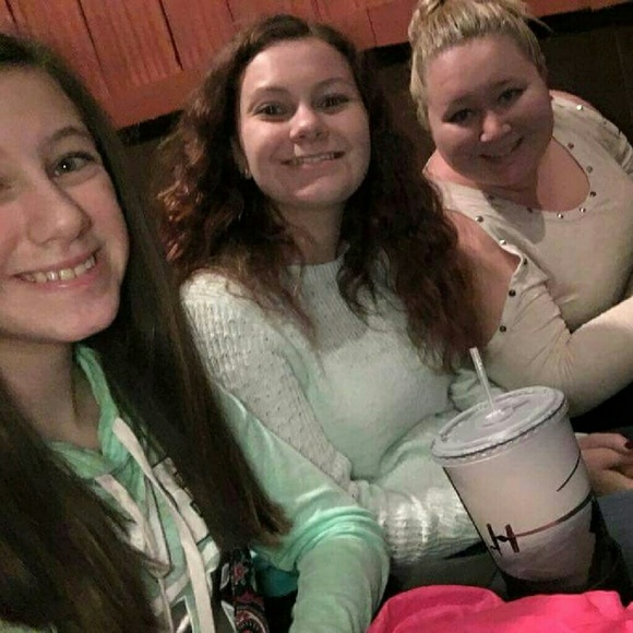 Meet your Posher, Faith