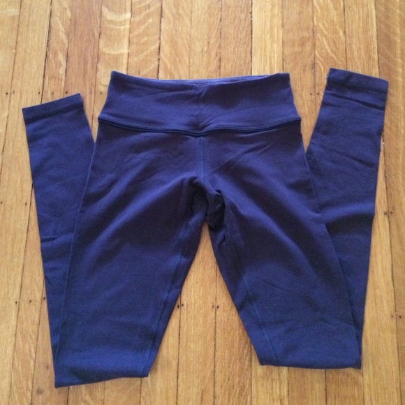 Lululemon Yoga/Running Wunder Unders