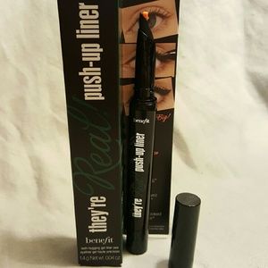 BNIB! They're Real push up gel liner in Green!