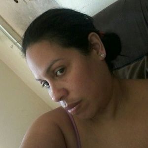 Meet your Posher, Anivette