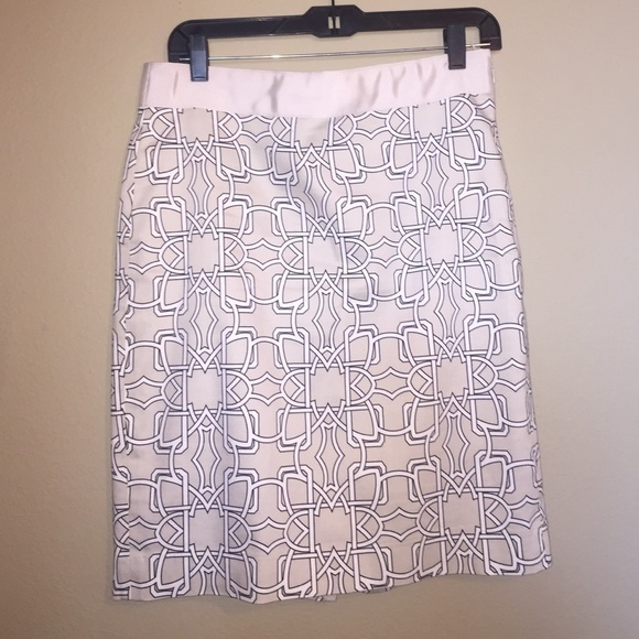 Pencil skirt