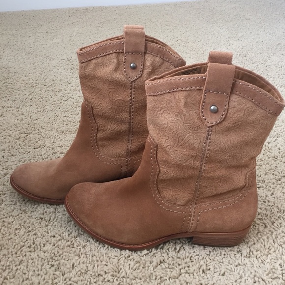 Suede Fossil Boots