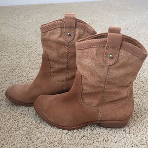 Suede Fossil Boots