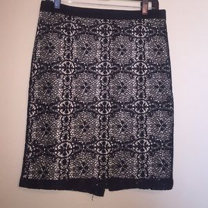 Adorable pencil skirt