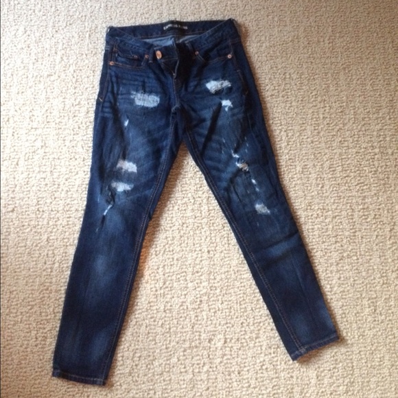 Express Distressed Jeans