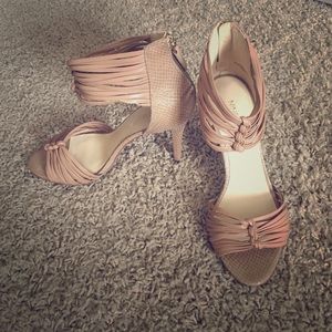 Nine West Nude Heels size 5.5