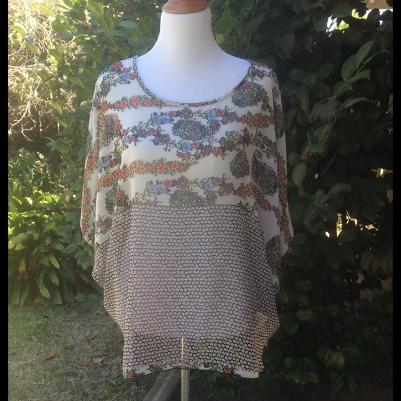 Scarf Print Top 🆕
