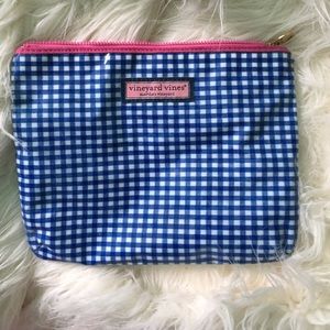 Vineyard vines pouch