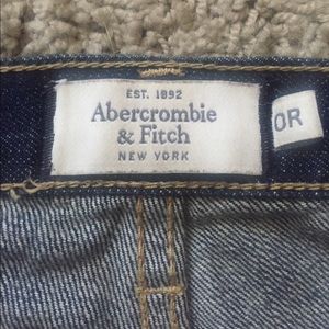 Abercrombie & Fitch lightly destroyed jeans