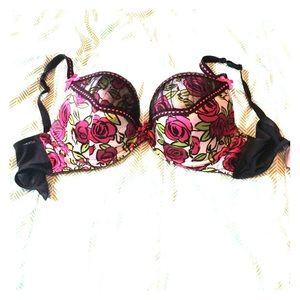 Floral bra with mesh and ribbon