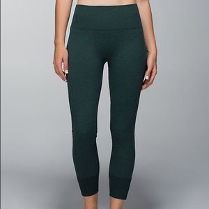 Lululemon Ebb to Street leggings