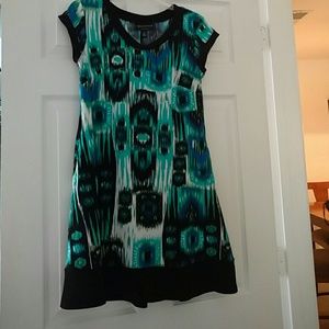 Short green white and black dress