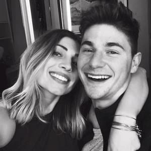 Meet your Posher, Chloe