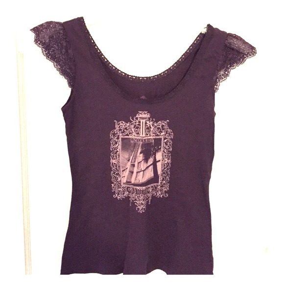 Purple shirt with lace