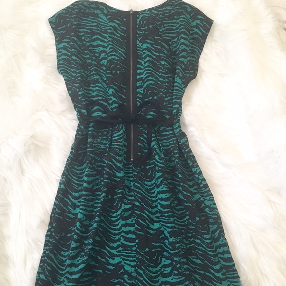 Fun Printed Sundress - Picture 4 of 4