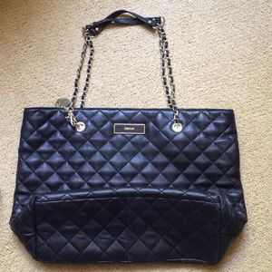 DNKY purse