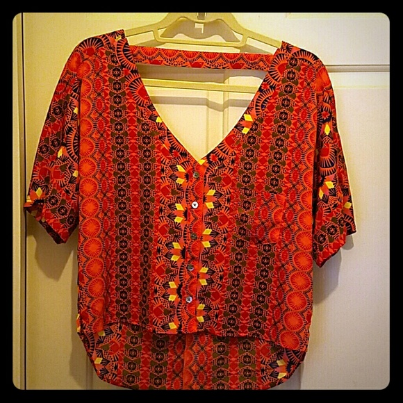 Hi-low blouse