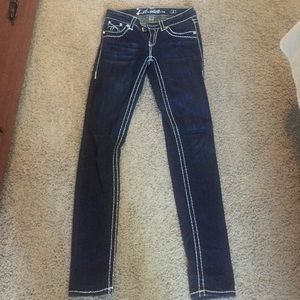 Blue skinny jeans