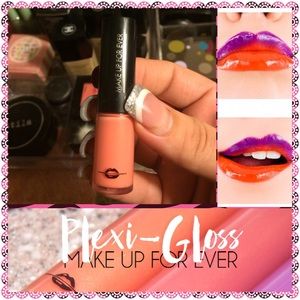 Makeup forever artist plexi gloss - amazing fun!