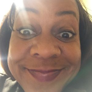 Meet your Posher, Ingrid