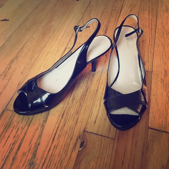Nine West peep toe pumps