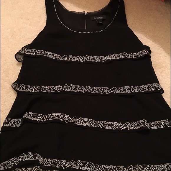 White House Black Market tank. Size M.