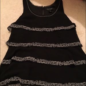 White House Black Market tank. Size M.