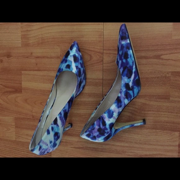 Size 6 Nine West pumps