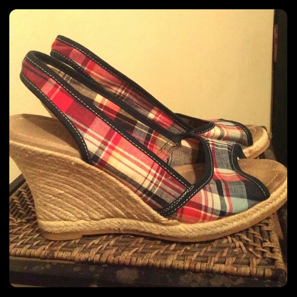 Vintage Plaid Wedges