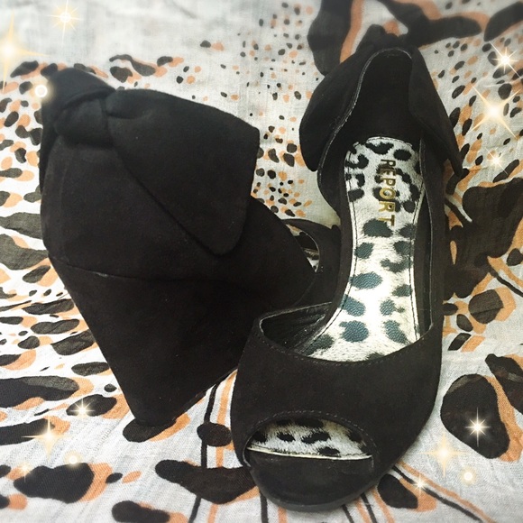 ✨Black Wedges ✨
