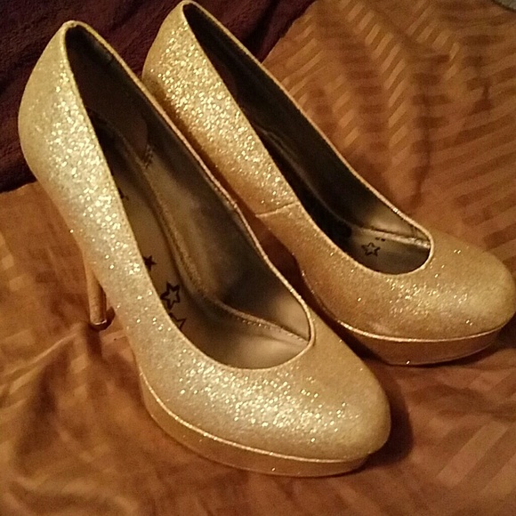 Gold glitter heels