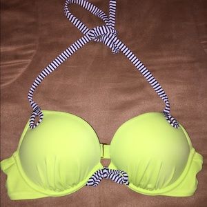 Victoria's Secret bombshell bathing suit top