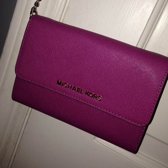 AUTHENTIC MICHAEL KORS PORTOFINO PHONE CROSSBODY