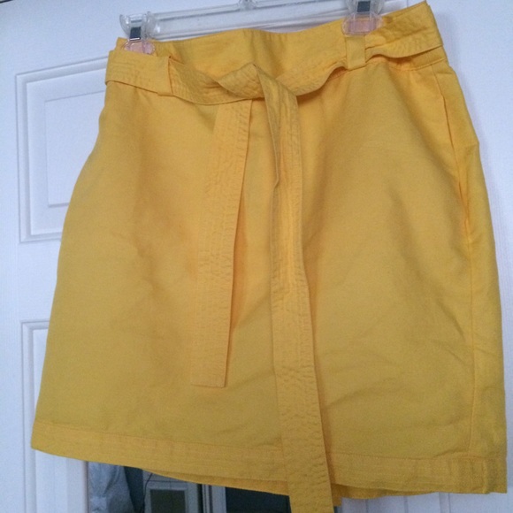 Yellow Banana Republic Cotton/ Linen Skirt