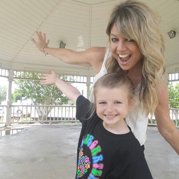 Meet your Posher, Ang - Picture 1 of 1