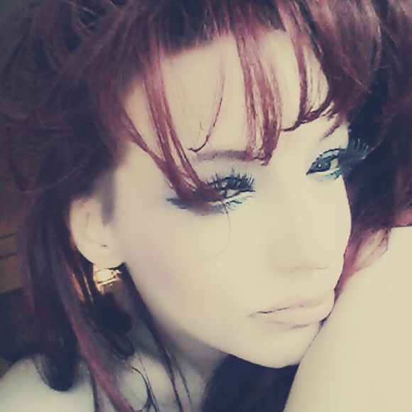 Meet your Posher, Lara - Picture 2 of 4