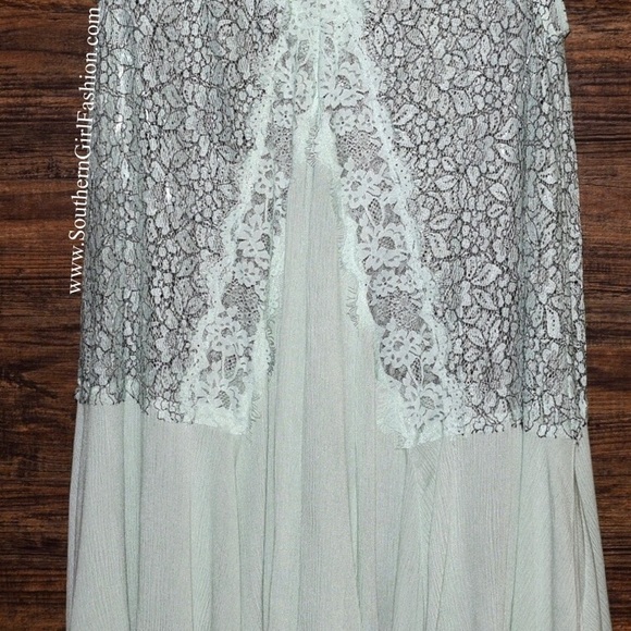 LACE TUNIC Embroidered Bohemian Draped Swing Dress - Picture 4 of 4