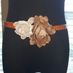 Loft Flower Belt