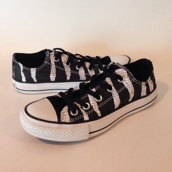 Converse - Zebra Print