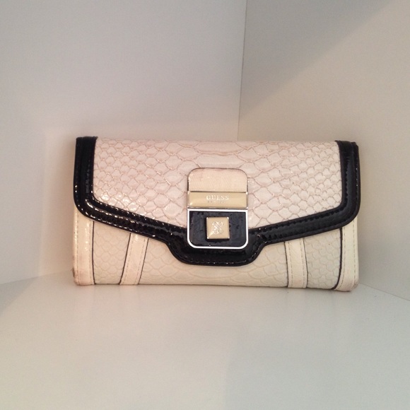 A guess wallet