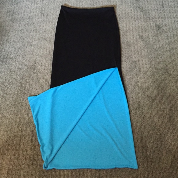 Reversible maxi skirt