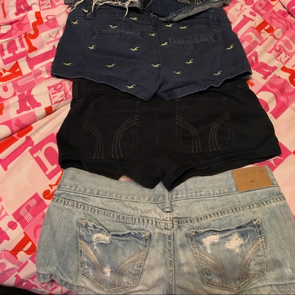 Hollister lot shorts 3 size 0 and 1 size 1