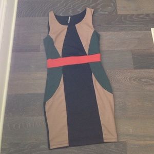 Color block bodycon mini dress