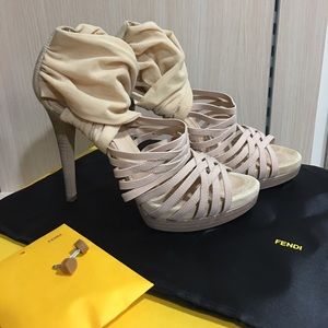 FENDI two-tone Suede platform heels 36.5