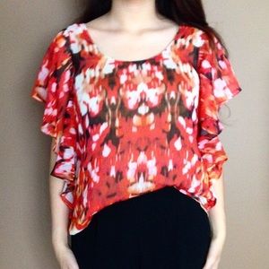 NWOT Guess flutter sleeve blouse