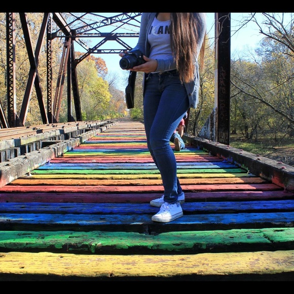 Meet your Posher, Mireya