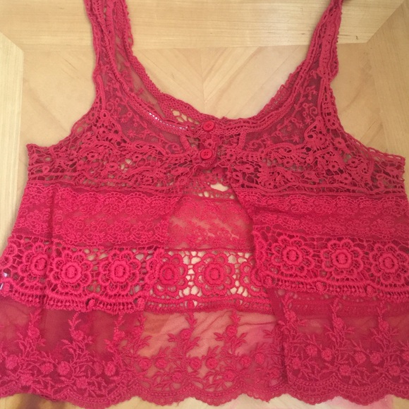 Red crotchet tank - Picture 2 of 2